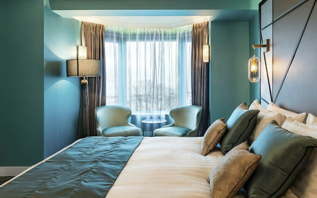 Seven Hotel