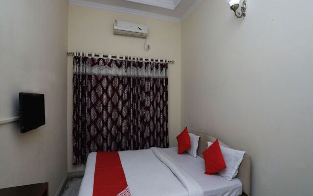 OYO 2360 Hotel Raviz Inn