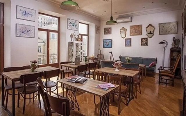 Хостел EstherHouse