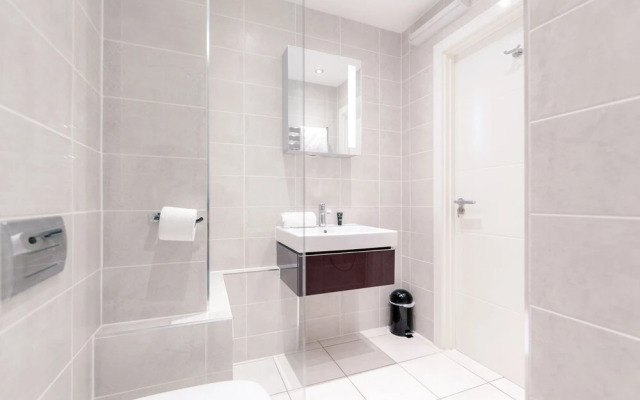Roomspace Apartments -New Manor House