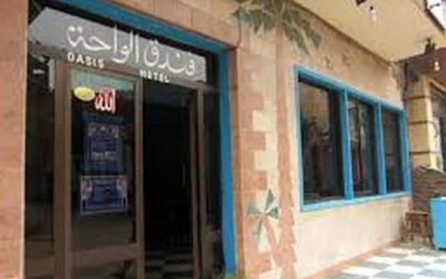 Oasis Hotel