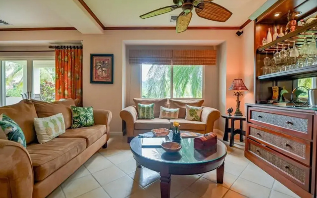 CR Luxury Del Mar 4Q 2 Bdrm