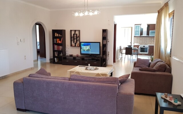 Modern Apartment in Chania
