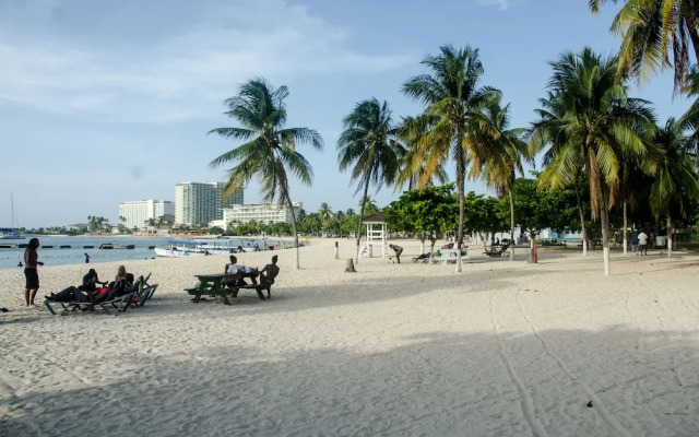 White Sands at Sandcastles