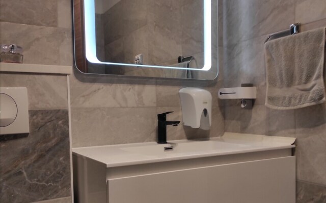 Awsome 2 Bedroom Apartment in Makarska