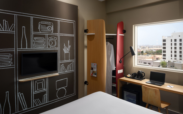 ibis Jeddah Malik Road