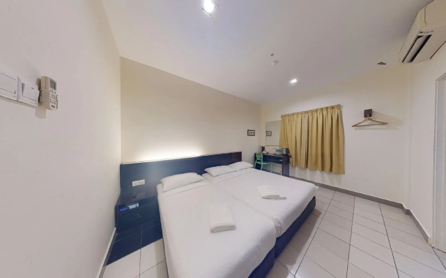 Merlin Hotel
