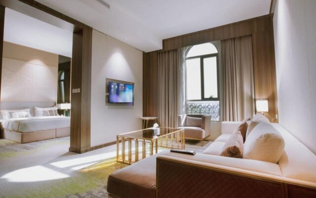 Azar Hotel