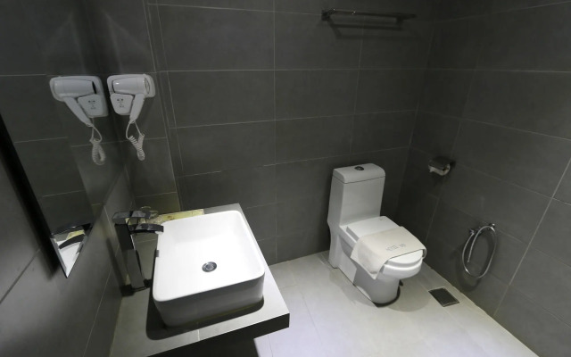 Hotel 99 - Pusat Bandar Puchong