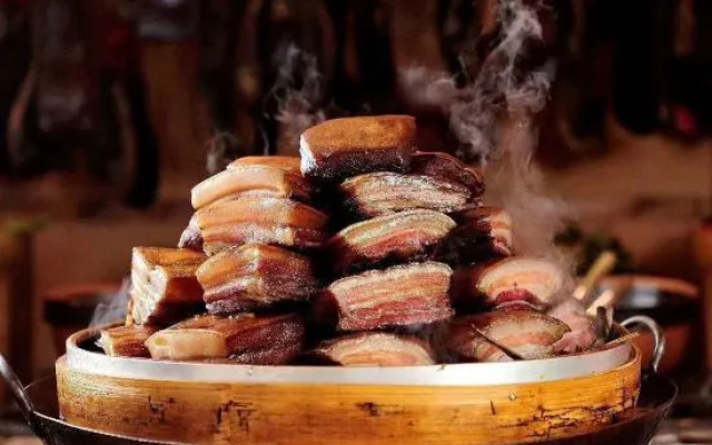 Jiang'an Liangzhu River View Hostel