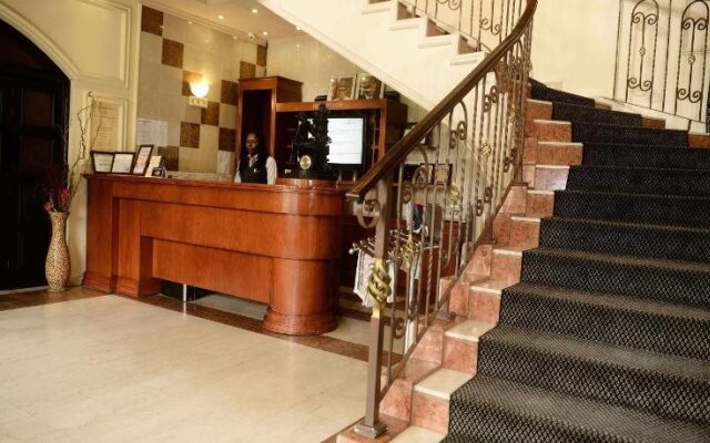 Elion House Hotel
