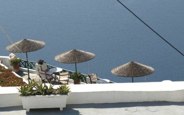 Santorini View Studios-Adults Only