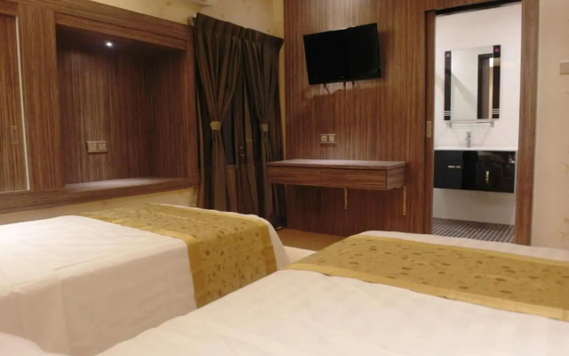 Mandarin Hotel