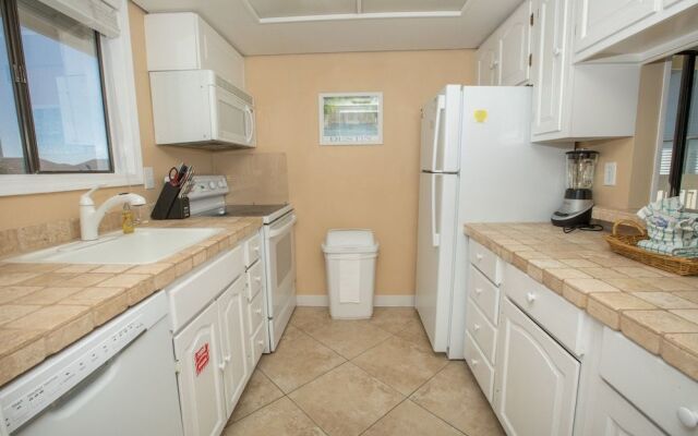 Sandpiper Cove 2138 2 Bedroom Condo by RedAwning