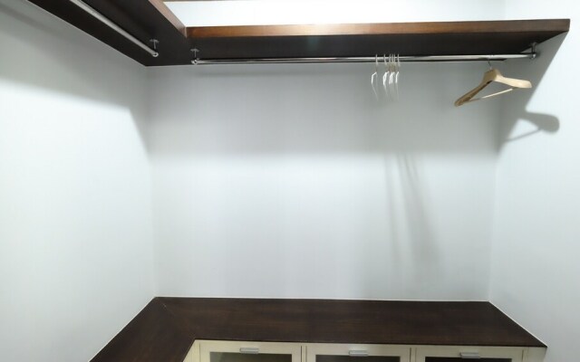 Nontsee Apartment