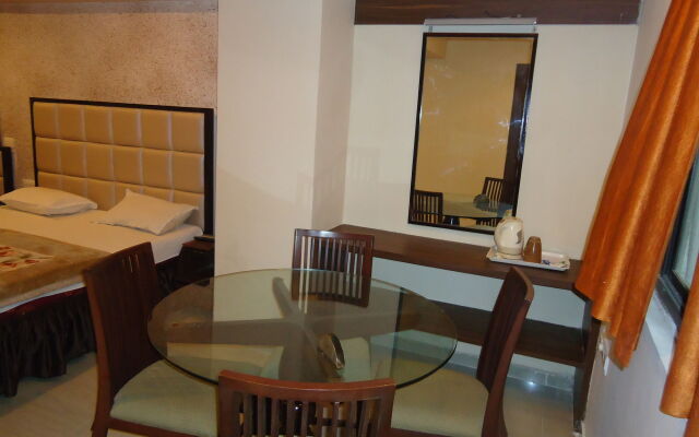 Maan Residency Hotel