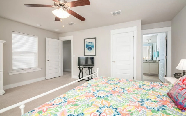 Footprints in the Sand at Arborgate