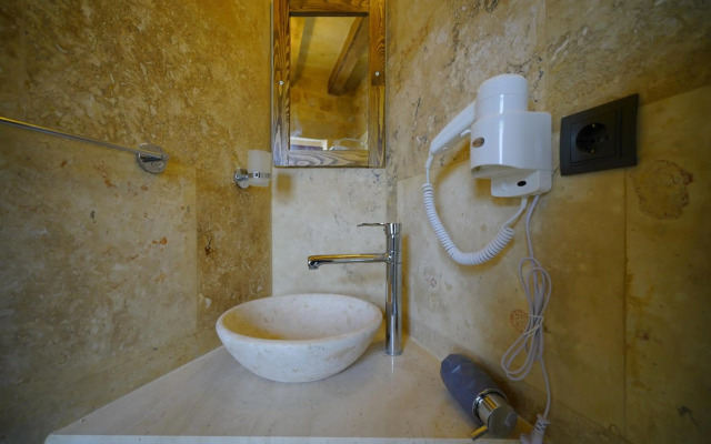 Vezir Cave Suites