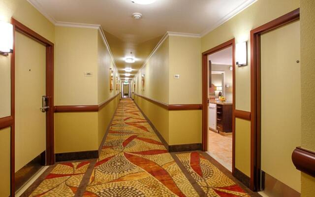 Winners Circle Resort