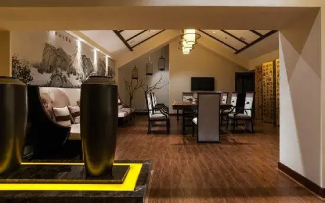 Suman Century Hotel