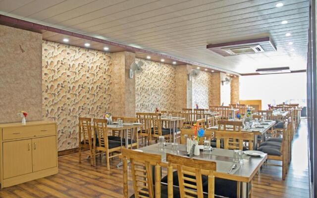 Spring Sky Mughalsarai By ShriGo Hotels