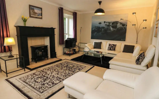 Burnside House
