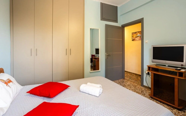 Avia Seaview Getaway - Konstantina s Hidden Haven