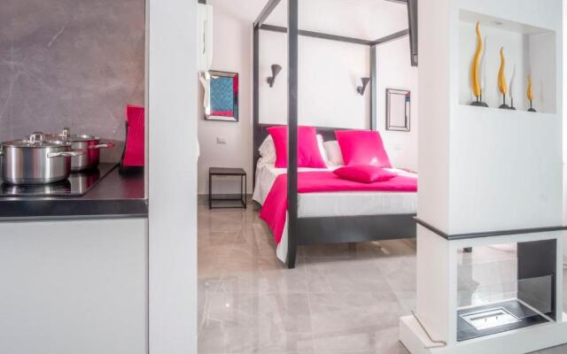 36 Steps in Tasso Square