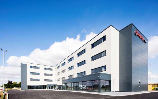 Hampton by Hilton Humberside Airport
