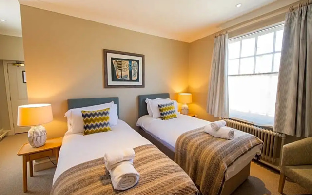 The Rose & Crown, Ashbury