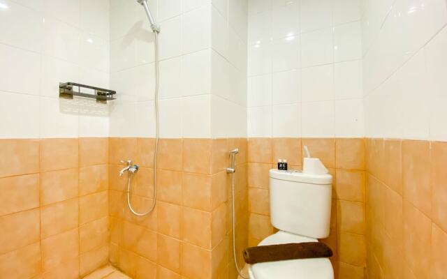 Good Choice And Homey 2Br At Green Pramuka City Apartment