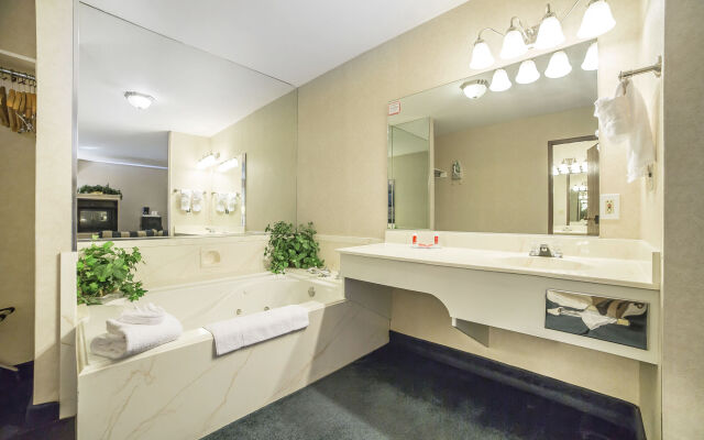 Econo Lodge Inn and Suites Sandy