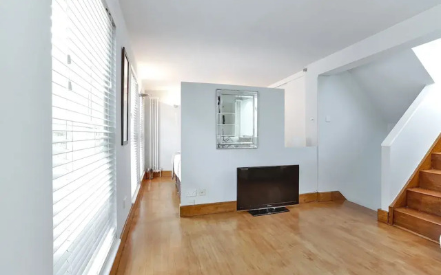 Sparkling 2 Bed Mews House