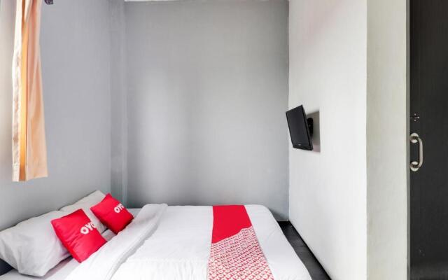 Capital O 3952 Hotel C 18 Cibaduyut