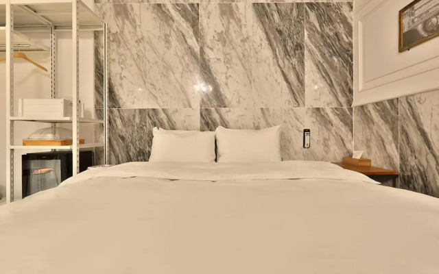 February Hotel Kimhae