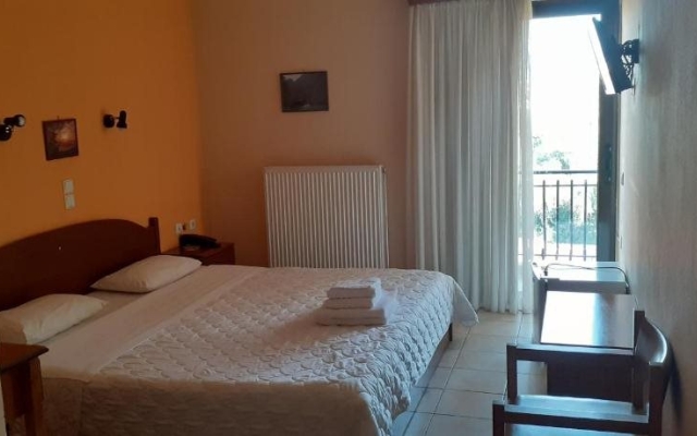 Hotel Themisto