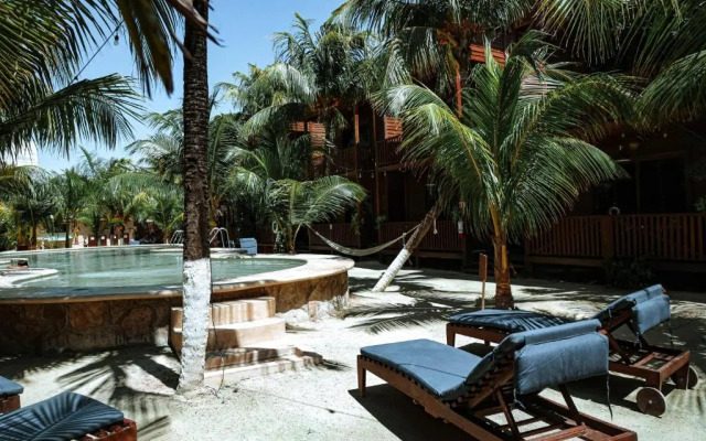 Coconut by ÓOL Hotels