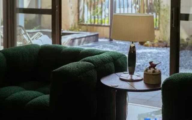 Tengchong Zhuhuan Chinese Inn Wenquan Homestay