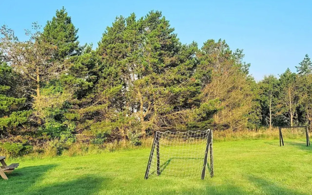 12 Person Holiday Home in Ulfborg