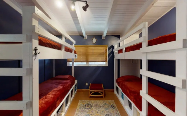 Barronhaus 4 Bedroom Home