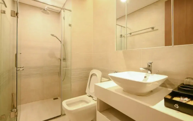 Hi.Home Apartment at Vinhomes Metropolis