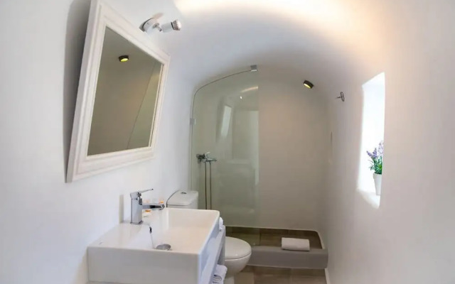 Il Melograno Traditional Cave House