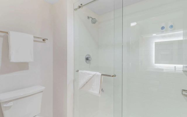 Comfort Inn Marina on the Monterey Bay