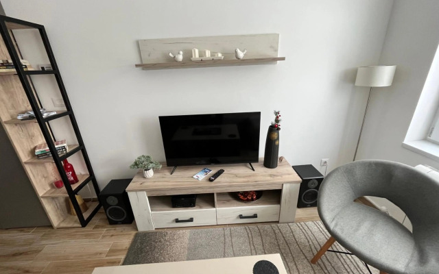 Dora, Above The Clouds 2