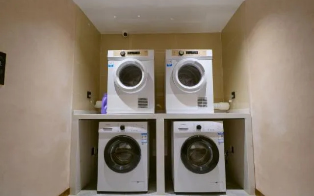 Xishuangbanna Jinghong Danrui Lanzhu Light Luxury Homestay