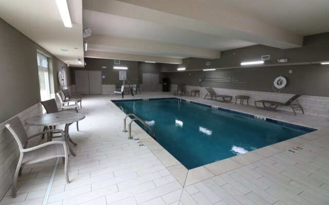 Holiday Inn Express & Suites Coffeyville by IHG