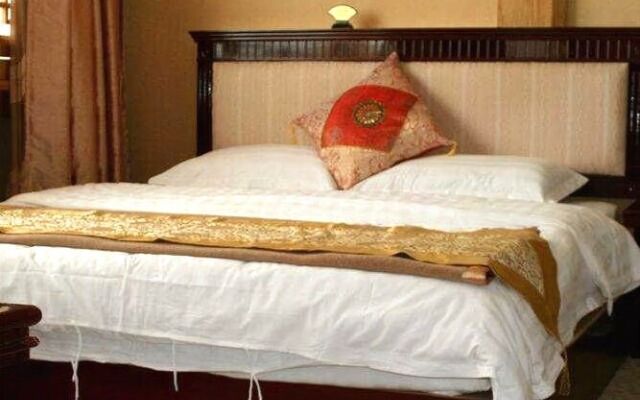 Shangri-la Tibetan Family Inn