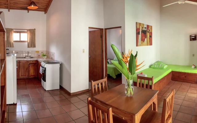 Ola Bonita BeachFront Apart Hotel