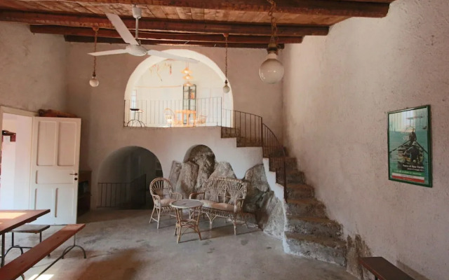 Mansion in Capo Vaticano by the Sea