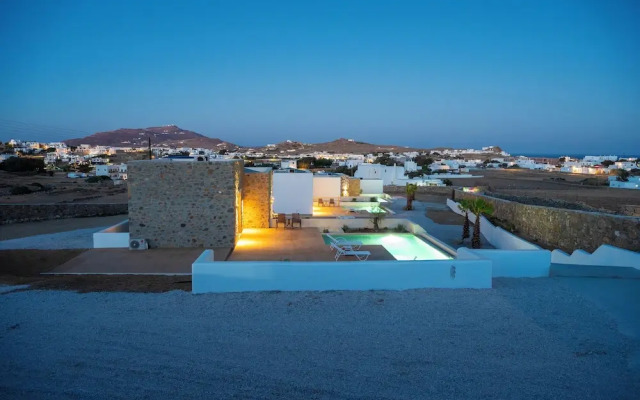 Adyton Luxury Suites & Pools Mykonos